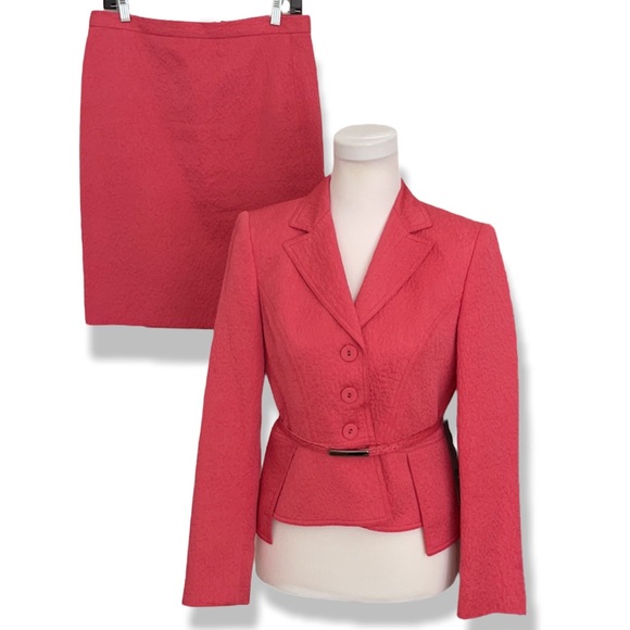 Vintage Ann Klein pink textured skirt set